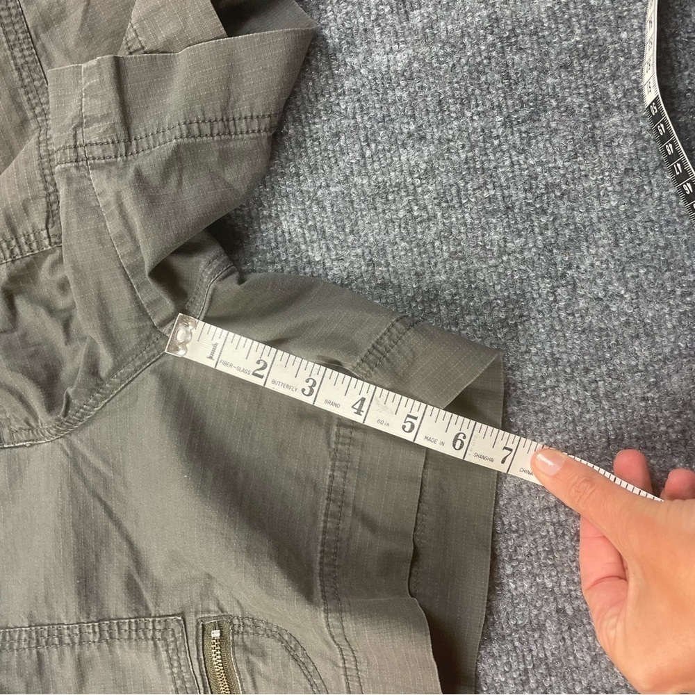 WOOLRICH Women’s Green cargo Shorts size: 6 - Picture 6 of 6